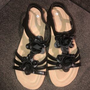 Women sandals